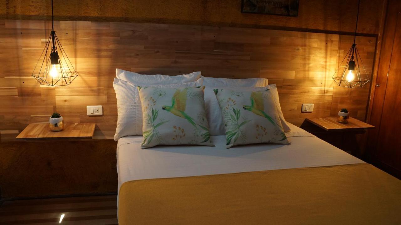 El Jardin De La 10 Otel Medellín Dış mekan fotoğraf
