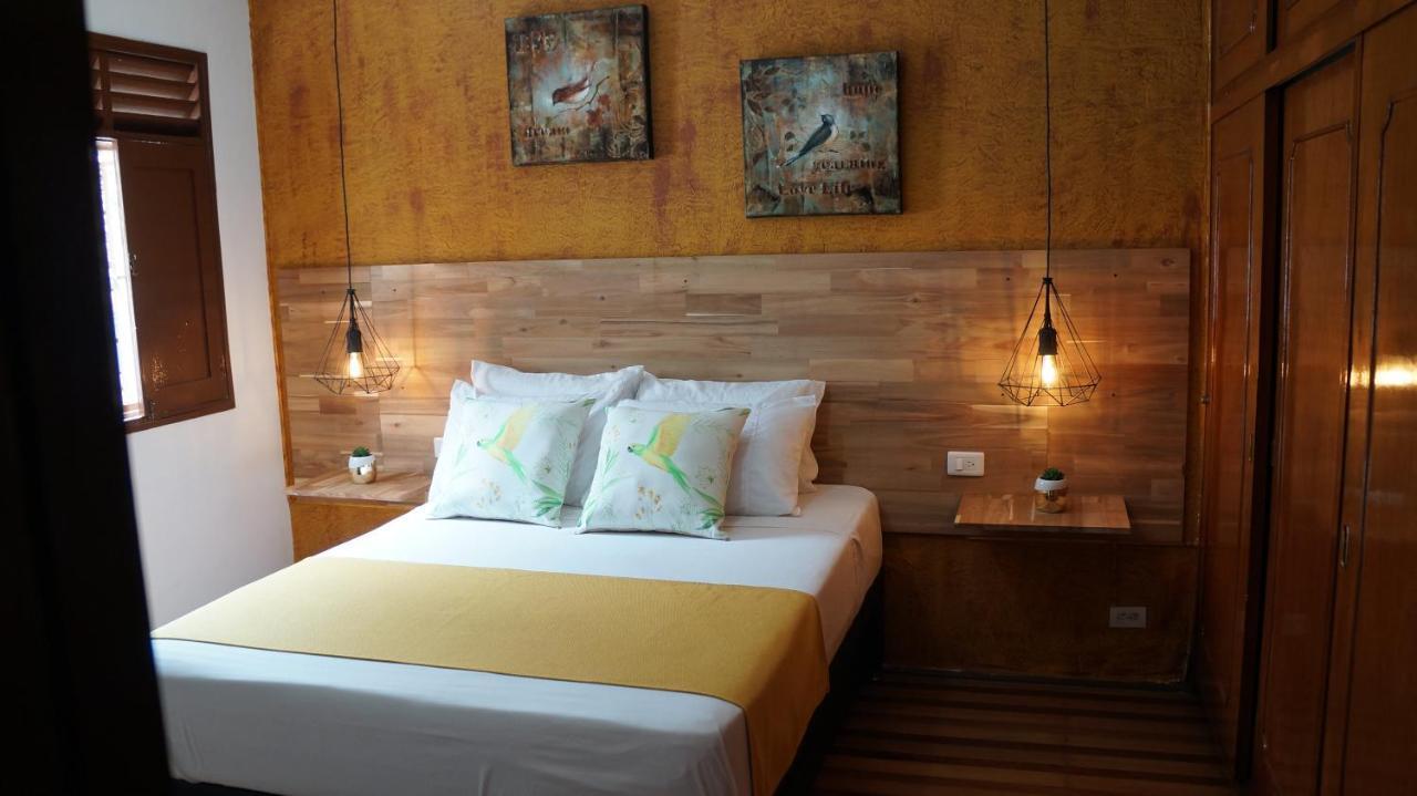 El Jardin De La 10 Otel Medellín Dış mekan fotoğraf