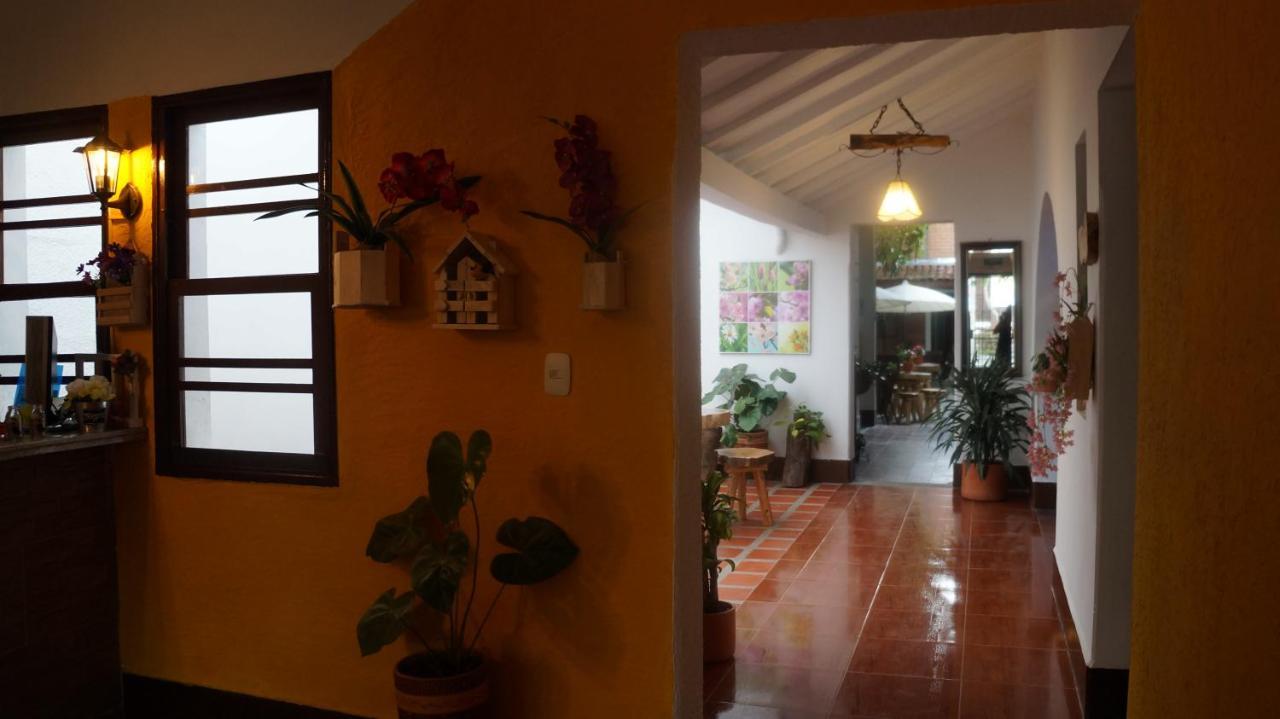 El Jardin De La 10 Otel Medellín Dış mekan fotoğraf