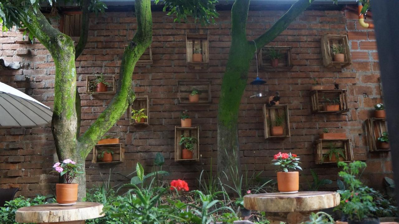 El Jardin De La 10 Otel Medellín Dış mekan fotoğraf