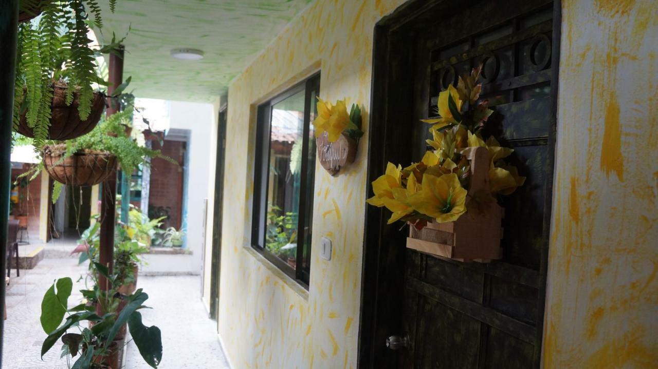El Jardin De La 10 Otel Medellín Dış mekan fotoğraf
