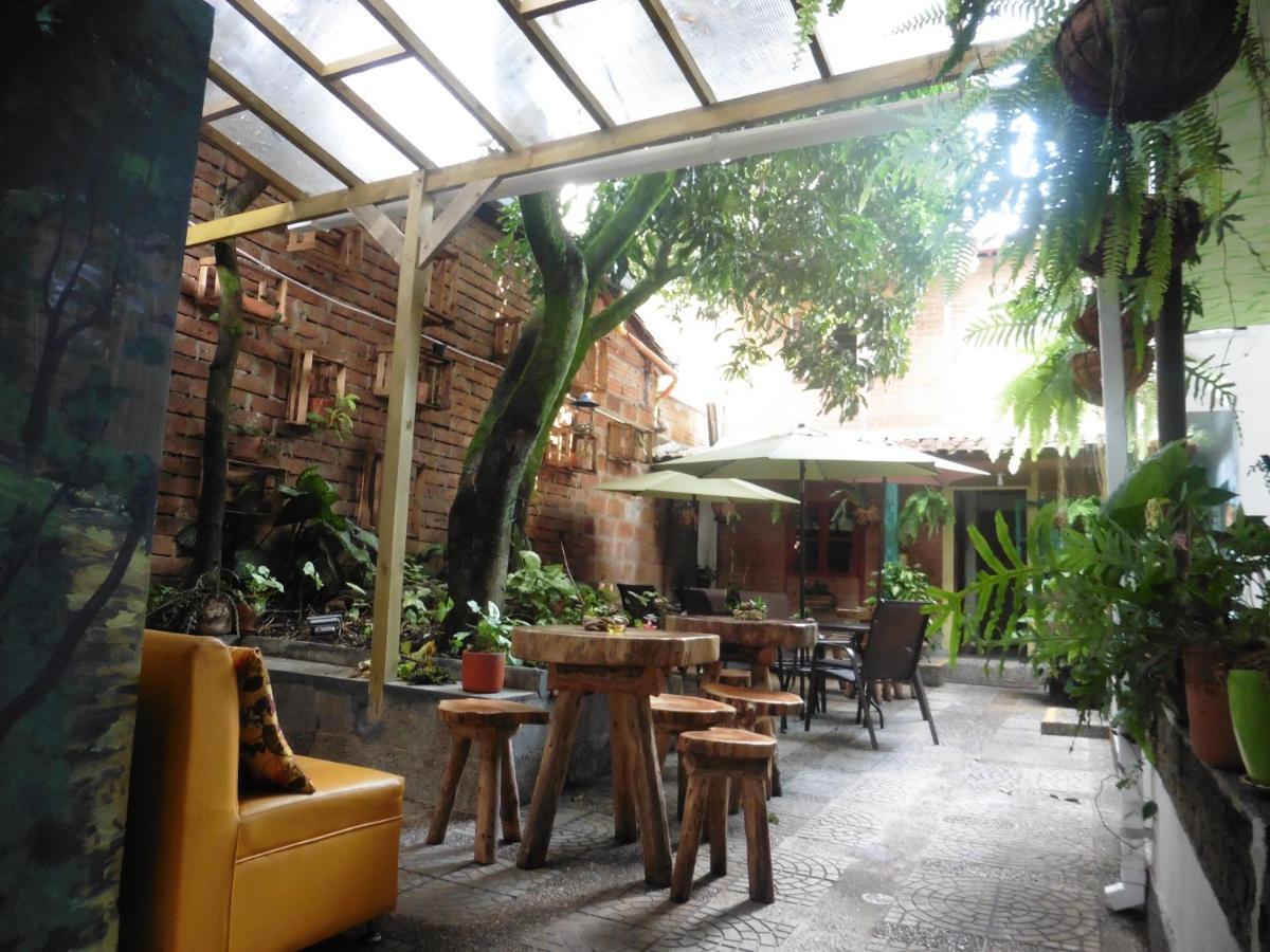 El Jardin De La 10 Otel Medellín Dış mekan fotoğraf
